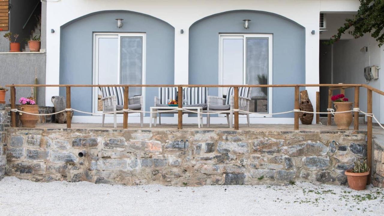 הוילה אלונדה Iliana Sea Side House מראה חיצוני תמונה