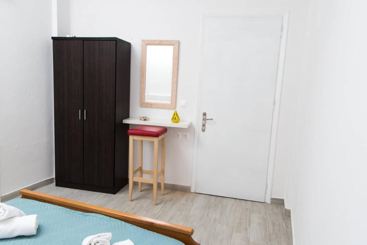 הוילה אלונדה Iliana Sea Side House מראה חיצוני תמונה